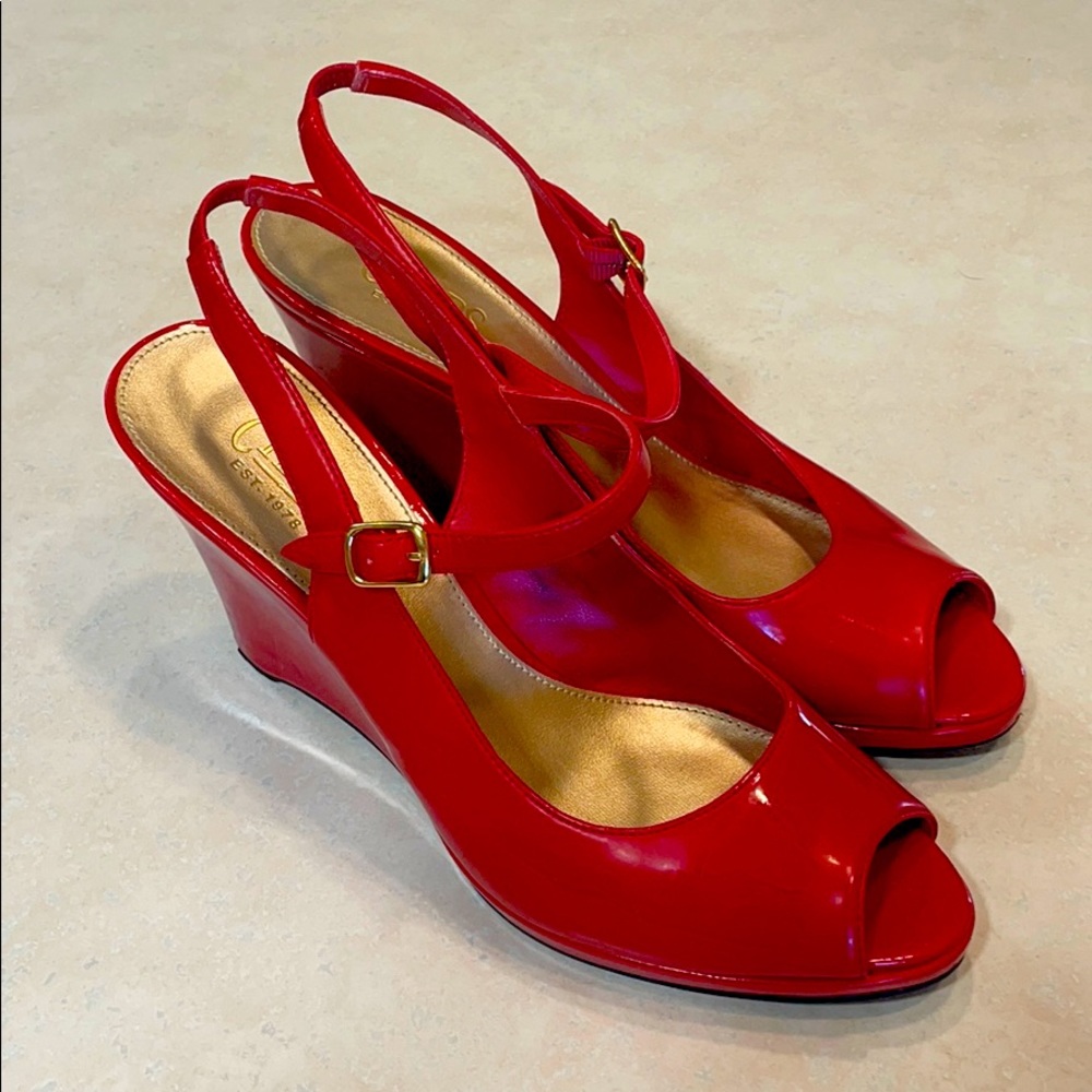 Chaps wedge heels